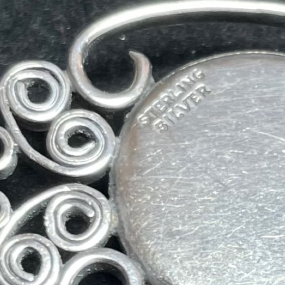 Sterling Silver Blue stone pendant + chain | 16" - Picture 6 of 9